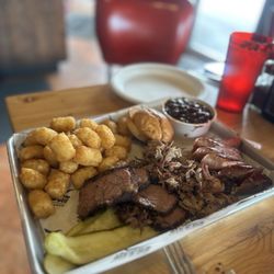 Jones Bar B Que - 3 meat platter