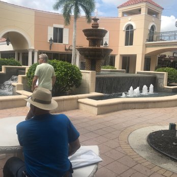 Miromar Outlets - Mall - Shopping Centers Near Me - Estero, Florida Miromar Outlets - Mall - Shopping Centers Near Me - Estero, Florida