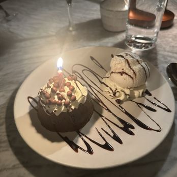 Lyle's - Lava cake - Breakfast & Brunch Near Me - Washington, DC, District of Columbia