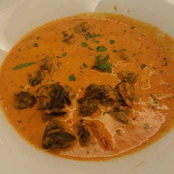 Spaghetti & Stars - Escargot provencale - Italian Near Me - Dusseldorf, NW Spaghetti & Stars - Escargot provencale - Italian Near Me - Dusseldorf, NW