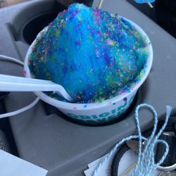 Bahama Buck's - Bubblegum (not very good) with free party sprinkles on top