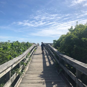 Harkness Memorial State Park - Wooden boardwalk to the beach (west end of the park) - Landmarks & Historical Buildings Near Me - Waterford, Connecticut