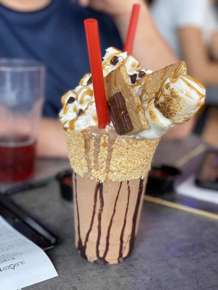 Food from BurgerTen and ChickenToo