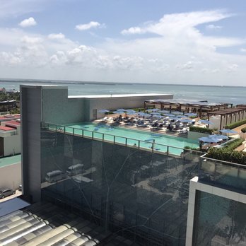 Secrets The Vine Cancun - Preferred pool - Hotels Near Me - Cancún, ROO Secrets The Vine Cancun - Preferred pool - Hotels Near Me - Cancún, ROO
