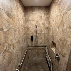 Anytime Fitness - Shower