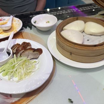 Shanghai You Garden - duck bun - Shanghainese Near Me - Flushing, New York Shanghai You Garden - duck bun - Shanghainese Near Me - Flushing, New York