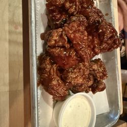 Red Oak Pub and Restaurant - Go No Bones Wings