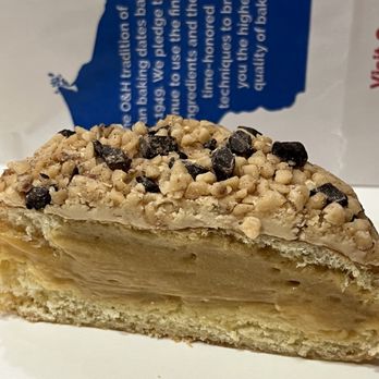O&H Danish Bakery - Dulce de Leche Paczki - Bakeries Near Me - Racine, Wisconsin