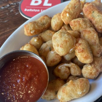 Ballston Local - Cheese Curds with maranara - Burgers Near Me - Arlington, Virginia