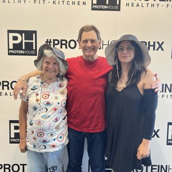 PROTEINHOUSE - Diana,Art & Kalen at Protein House - New American Near Me - Scottsdale, Arizona PROTEINHOUSE - Diana,Art & Kalen at Protein House - New American Near Me - Scottsdale, Arizona