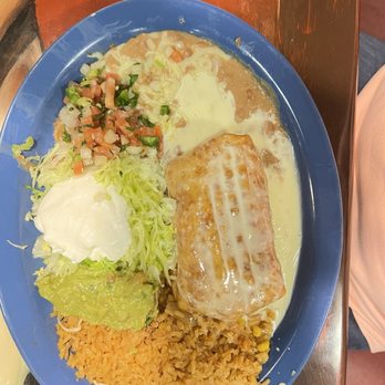 Si Señor Mexican Bar and Grill - Shrimp chimichanga - Bars Near Me - Arnold, Missouri Si Señor Mexican Bar and Grill - Shrimp chimichanga - Bars Near Me - Arnold, Missouri