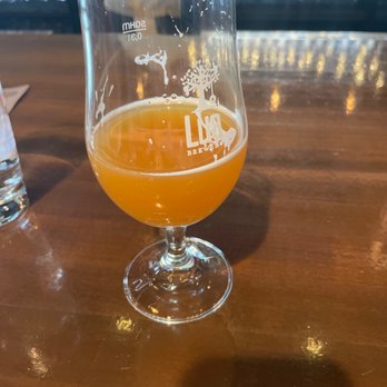 Lua Brewing - Candy Paint sour - Breweries Near Me - Des Moines, Iowa Lua Brewing - Candy Paint sour - Breweries Near Me - Des Moines, Iowa
