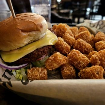 The Howe Daily Kitchen & Bar - Bars Near Me - Minneapolis, Minnesota The Howe Daily Kitchen & Bar - Bars Near Me - Minneapolis, Minnesota