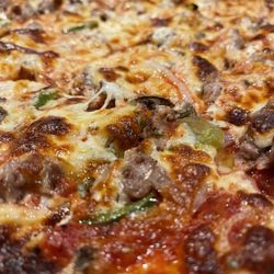 Vero Chicago Pizza - Thin Crust Pizza