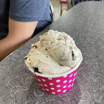Bomboy's Candy - Duck duck goose and Forrest chunk - Ice Cream & Frozen Yogurt Near Me - Havre de Grace, Maryland