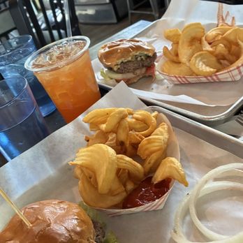 Stella's - Monday burger special with a rum runner cocktail - Delis Near Me - Gulfport, Florida