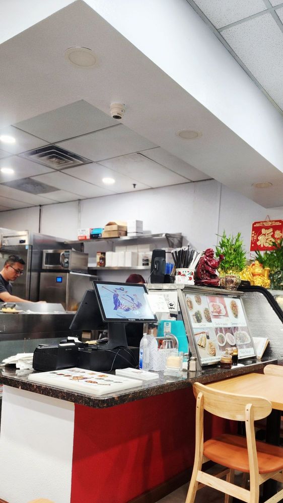 Noodle Pot - Photo 2