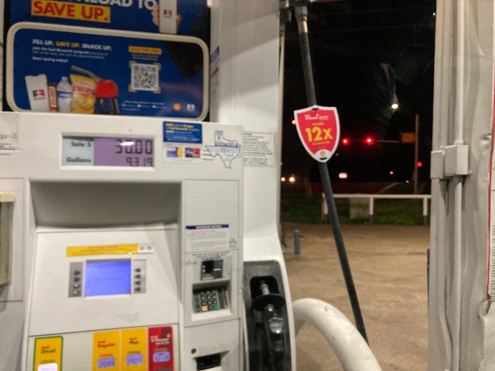 ENCANA OIL & GAS USA 911 W Loop 281, Longview, Texas Gas Stations