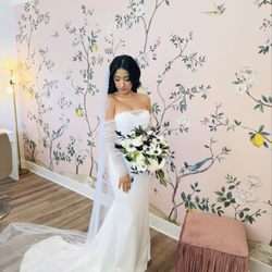 Carlyle Salon and Style Bar - I got to dress in the Corner Room after getting my makeup and hair done before heading to the courthouse