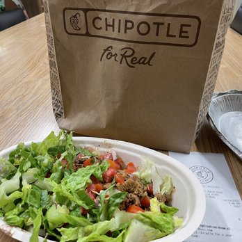 Chipotle Mexican Grill - Here's a classic Burrito Bowl, chicken, as sad at it appears. - Fast Food Near Me - Valencia, California Chipotle Mexican Grill - Here's a classic Burrito Bowl, chicken, as sad at it appears. - Fast Food Near Me - Valencia, California