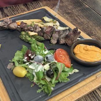 Café Georgette - Lamb Brochette - Cafes Near Me - Brussels, BRU Café Georgette - Lamb Brochette - Cafes Near Me - Brussels, BRU