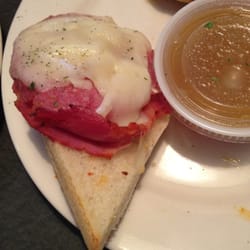Upper Crust Pizzeria - Crusting is delicious!