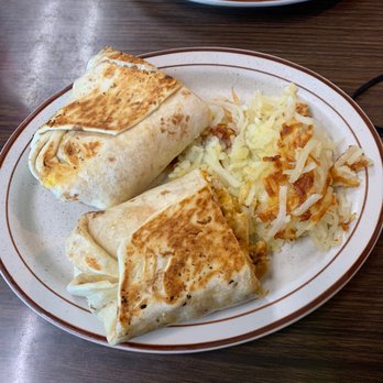 Ginger's Restaurant - Chicken burrito - Coffee & Tea Near Me - Raytown, Missouri