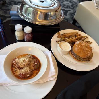 Il Palio Ristorante - Sicilian Meatballs & cheeseburger (brisket/beef/short rib) - Italian Near Me - Chapel Hill, North Carolina Il Palio Ristorante - Sicilian Meatballs & cheeseburger (brisket/beef/short rib) - Italian Near Me - Chapel Hill, North Carolina