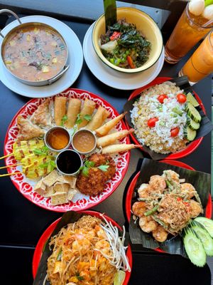 Sweet Basil Thai by null