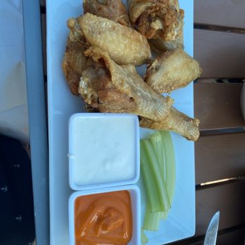 Victor's - Chicken wings HH (sauce on the side) - New American Near Me - Provincetown, Massachusetts