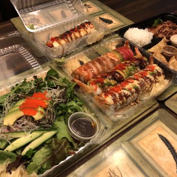 Sushiland - Beef Teriyaki (Entree) Lion King Roll Rainbow Special Roll Red Dragon Special Roll (spicy and regular), Sushiland combo platter. - Japanese Near Me - Hayward, California