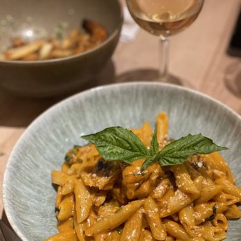 Cafe Luce - Alla Vodka - Italian Near Me - Manhattan, New York