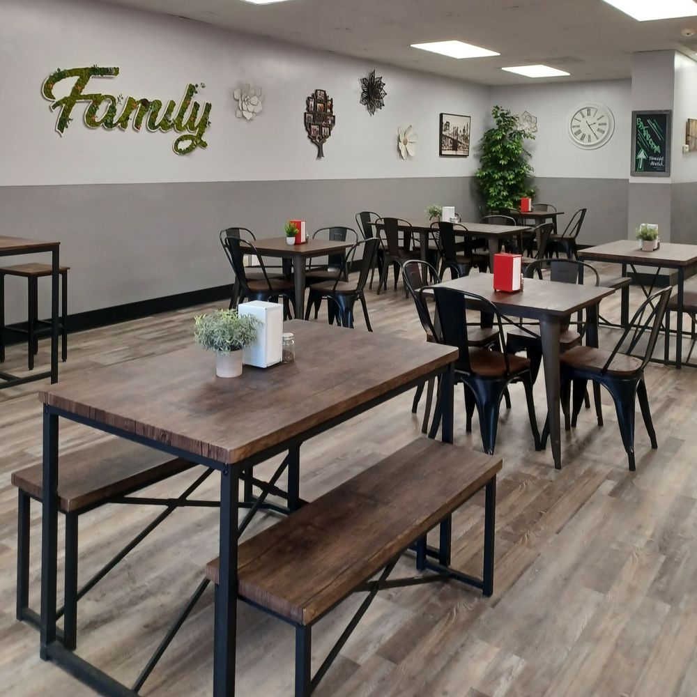 Munch-A-Sub - Sitting area - Sandwiches Near Me - Las Vegas, Nevada Munch-A-Sub - Sitting area - Sandwiches Near Me - Las Vegas, Nevada