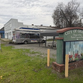 Tacos El Grullense - it's almost impossible to drive by without stopping... - Tacos Near Me - Oroville, California