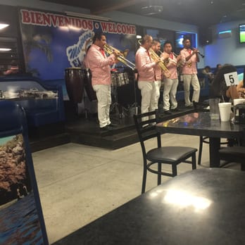 Mariscos El Capitan - Live group - Seafood Near Me - Coachella, California