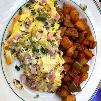Maxie's - Hawaiian omelet = Fair Breakfast potatoes = Very good - Breakfast & Brunch Near Me - Las Vegas, Nevada Maxie's - Hawaiian omelet = Fair Breakfast potatoes = Very good - Breakfast & Brunch Near Me - Las Vegas, Nevada