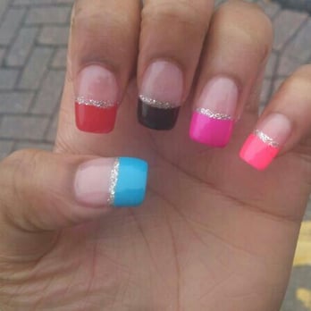 Gigi Nails - Multi coloured nails - Nail Salons Near Me - London, XGL Gigi Nails - Multi coloured nails - Nail Salons Near Me - London, XGL