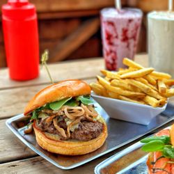 Uneeda Burger