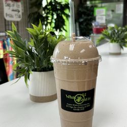 What's Shakin - Delicious cookies and cream protein shake