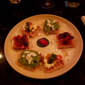 Oliva Kitchen - Bruschetta Trio - Italian Near Me - Mérida, YUC