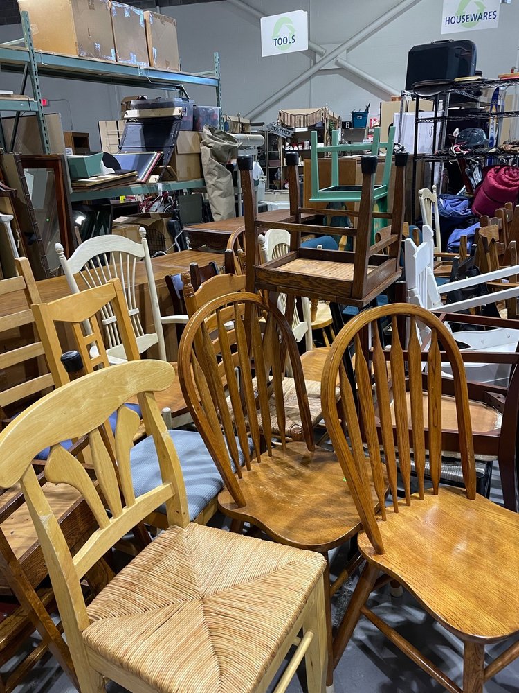 HABITAT FOR HUMANITY RESTORE Updated October 2024 14 Reviews 311 Spring St, Herndon