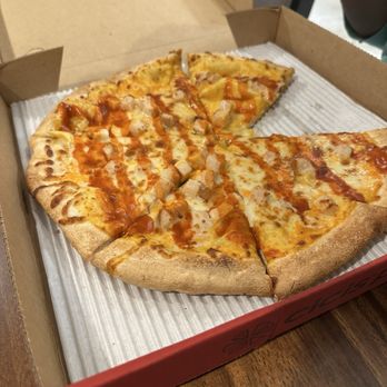 Cicis Pizza - Buffalo Chicken - good but needs more sauce - Pizza Near Me - Lake Worth, Florida