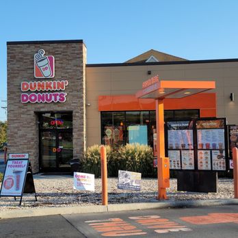 Dunkin' - the front of a dunkin donuts store - Coffee & Tea Near Me - Harrisonburg, Virginia Dunkin' - the front of a dunkin donuts store - Coffee & Tea Near Me - Harrisonburg, Virginia