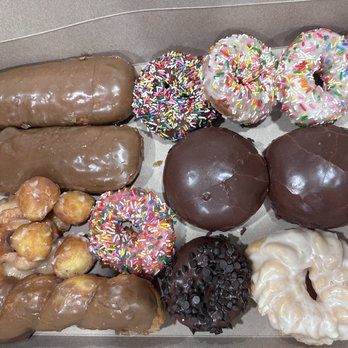 Stevenson Donuts & Bakery - Dozen donuts - Donuts Near Me - Stevenson Ranch, California Stevenson Donuts & Bakery - Dozen donuts - Donuts Near Me - Stevenson Ranch, California
