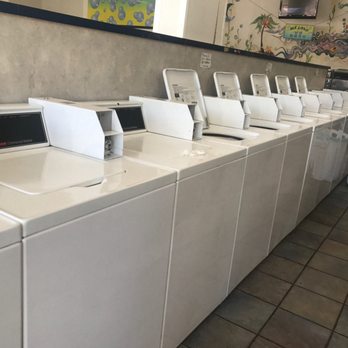 Coin Laundry - Couple of the 25 cent washers. - Laundry Services Near Me - San Diego, California