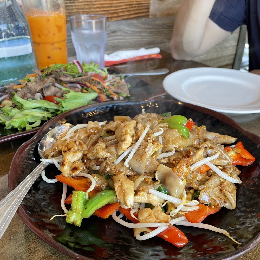 Khao Yai Thai Kitchen - Yum Nua and Pad Kee Mao - Thai Near Me - Beaverton, Oregon Khao Yai Thai Kitchen - Yum Nua and Pad Kee Mao - Thai Near Me - Beaverton, Oregon