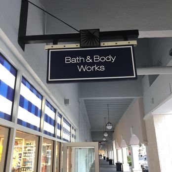 Bath & Body Works - Cosmetics & Beauty Supply Near Me - Miami, Florida