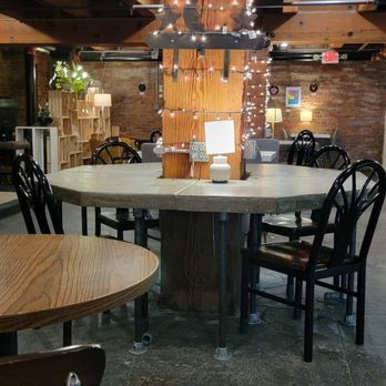 Crescent Moon Coffee - Variety of seating - Coffee & Tea Near Me - Lincoln, Nebraska Crescent Moon Coffee - Variety of seating - Coffee & Tea Near Me - Lincoln, Nebraska