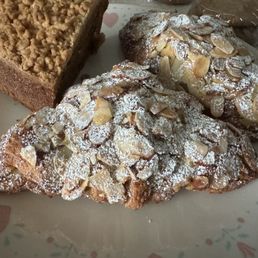 Almond Croissant
