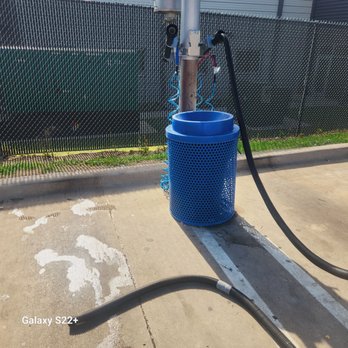 Super Star Car Wash - I35 Hwy & Pleasant Run Rd - Damage hose not working - Car Wash Near Me - DeSoto, Texas Super Star Car Wash - I35 Hwy & Pleasant Run Rd - Damage hose not working - Car Wash Near Me - DeSoto, Texas